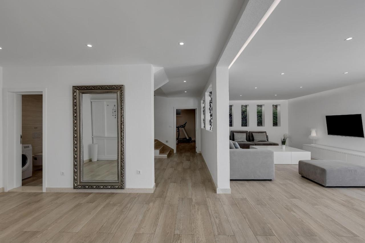 Villa Prestige Baška Voda المظهر الخارجي الصورة
