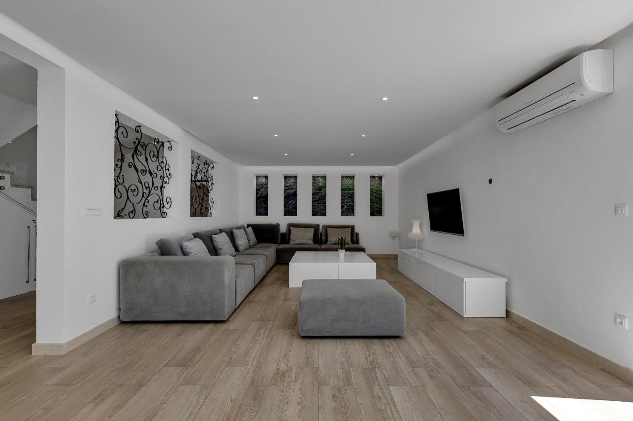 Villa Prestige Baška Voda المظهر الخارجي الصورة